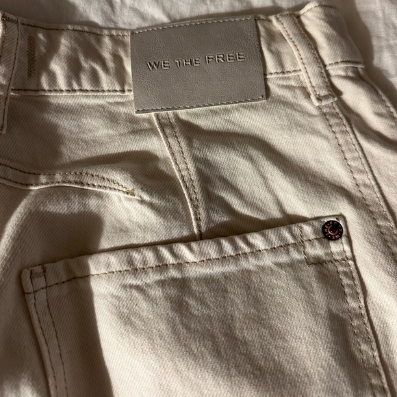 Free People x We The Free Cream Barrel Jeans - Picture 6 of 10